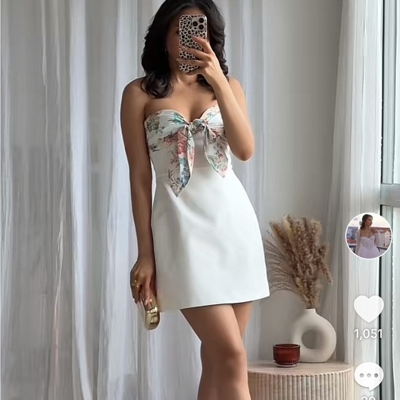 NWT ZARA blogger fav PRINT MINI DRESS size XS and L 
🚨FIRM PRICE NO DISCOUNT - Picture 3 of 16